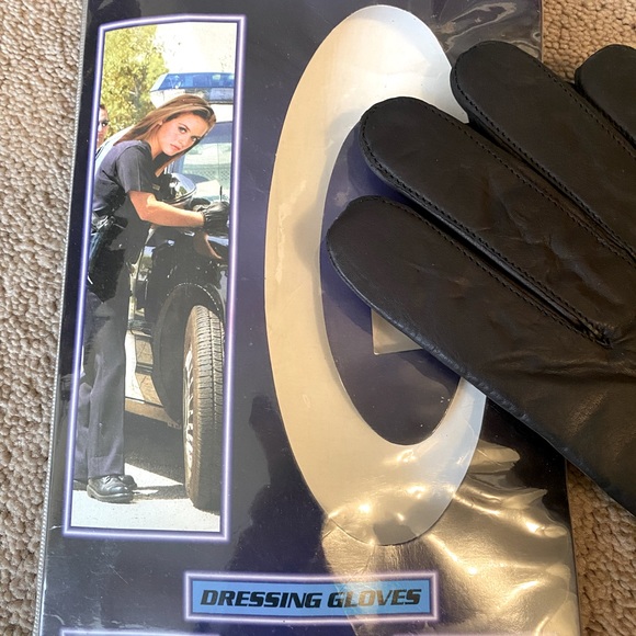Thinsulate dressing gloves - Picture 3 of 4